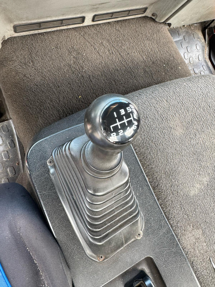 Kipper, Autokran VOLVO FL614: das Bild 12