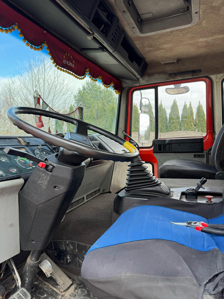Kipper, Autokran VOLVO FL614: das Bild 17