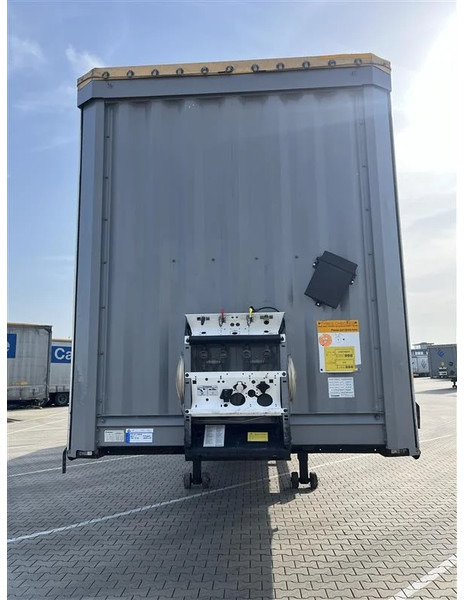 Krone 75x 2015 XL MEGA P400 HUCKEPACK - Koffer Auflieger: das Bild 3 Krone 75x 2015 XL MEGA P400 HUCKEPACK - Koffer Auflieger: das Bild 3