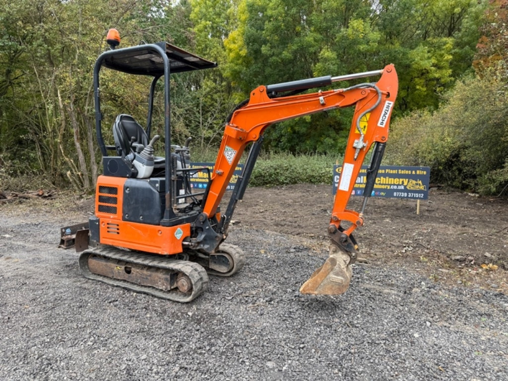 Hitachi ZX 19 U-6 - Minibagger: das Bild 2 Hitachi ZX 19 U-6 - Minibagger: das Bild 2