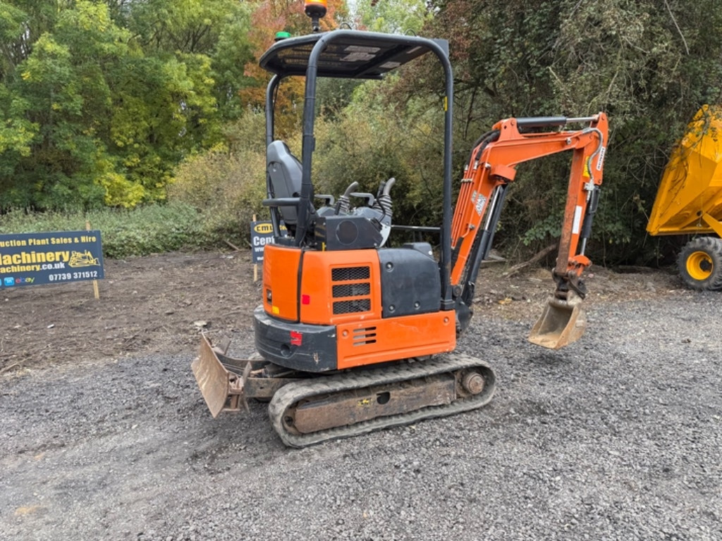 Hitachi ZX 19 U-6 - Minibagger: das Bild 3 Hitachi ZX 19 U-6 - Minibagger: das Bild 3
