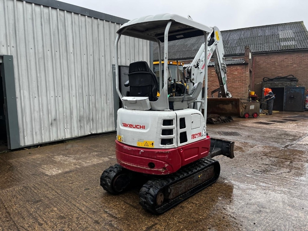 Takeuchi TB 217 R - Minibagger: das Bild 3 Takeuchi TB 217 R - Minibagger: das Bild 3