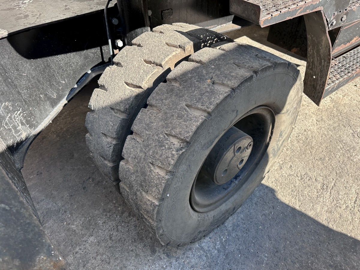 CATERPILLAR M 318 MH mit Greifer Kein 3022 3026 320 322 - Mobilbagger: das Bild 5 CATERPILLAR M 318 MH mit Greifer Kein 3022 3026 320 322 - Mobilbagger: das Bild 5