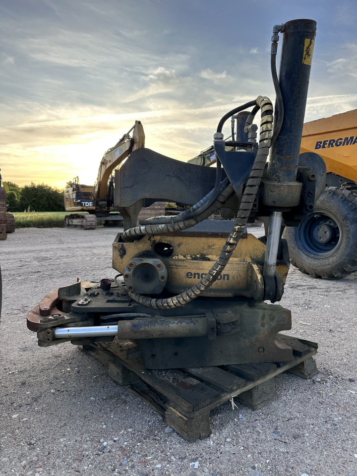 ENGCON EC 30 - S80 GR30 -S80 - SVAB Engcon Rototilt - Tiltrotator - Tiltrotator: das Bild 5 ENGCON EC 30 - S80 GR30 -S80 - SVAB Engcon Rototilt - Tiltrotator - Tiltrotator: das Bild 5