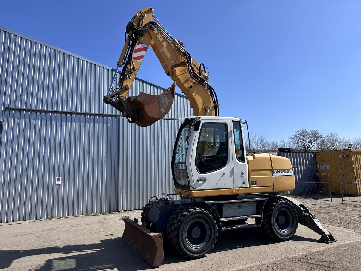 LIEBHERR A 314 All hydr. lines SW 33- 30 Km/h - Mobilbagger: das Bild 1 LIEBHERR A 314 All hydr. lines SW 33- 30 Km/h - Mobilbagger: das Bild 1