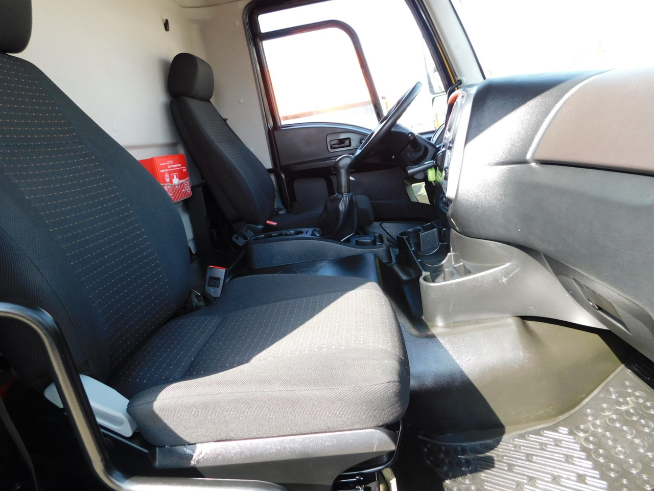 Ford 4142d 8x4 dcab e6 16s2230 - Kipper: das Bild 5 Ford 4142d 8x4 dcab e6 16s2230 - Kipper: das Bild 5