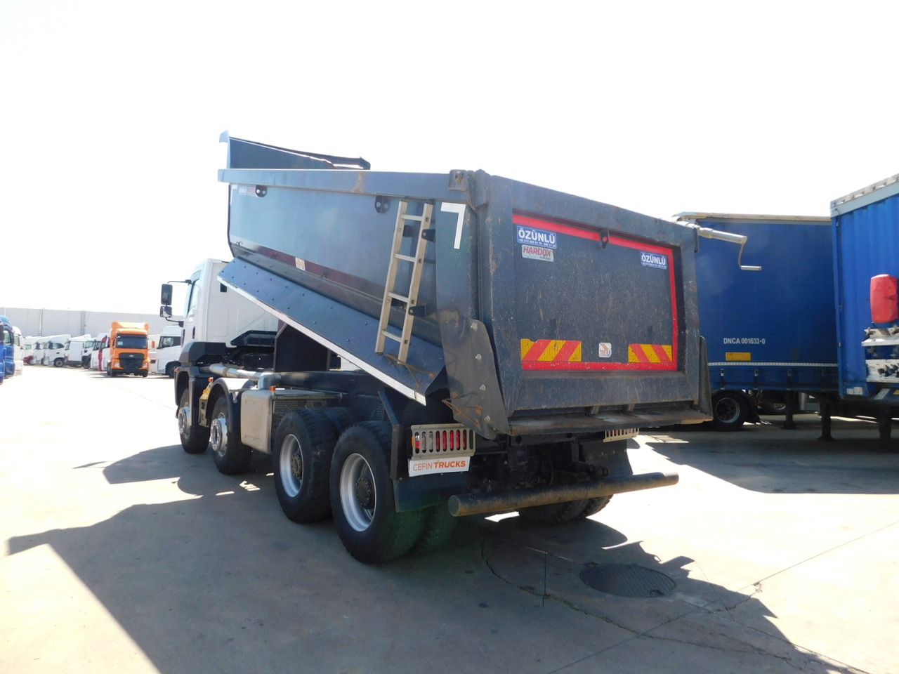 Ford 4142d 8x4 dcab e6 16s2230 - Kipper: das Bild 4 Ford 4142d 8x4 dcab e6 16s2230 - Kipper: das Bild 4