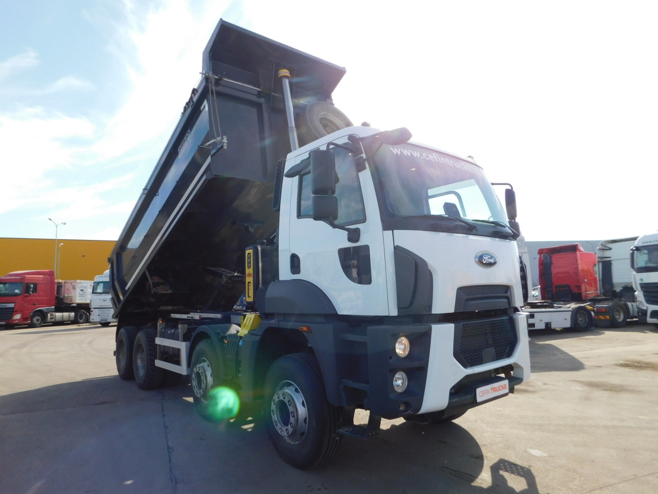 Ford 4142d 8x4 dcab e6 eco 16s 2600 amt - Kipper: das Bild 2 Ford 4142d 8x4 dcab e6 eco 16s 2600 amt - Kipper: das Bild 2