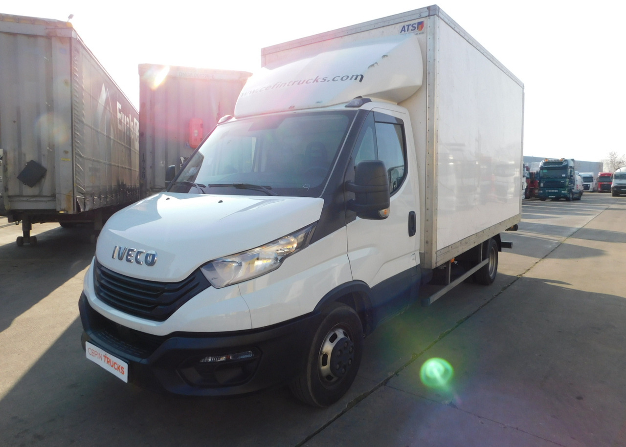 Iveco 35c16h30 - Koffer Transporter: das Bild 1 Iveco 35c16h30 - Koffer Transporter: das Bild 1