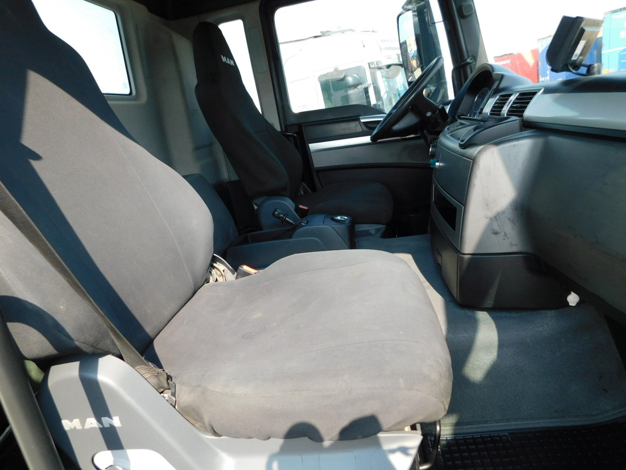 Man Tgs 32400 - Fahrmischer: das Bild 5 Man Tgs 32400 - Fahrmischer: das Bild 5