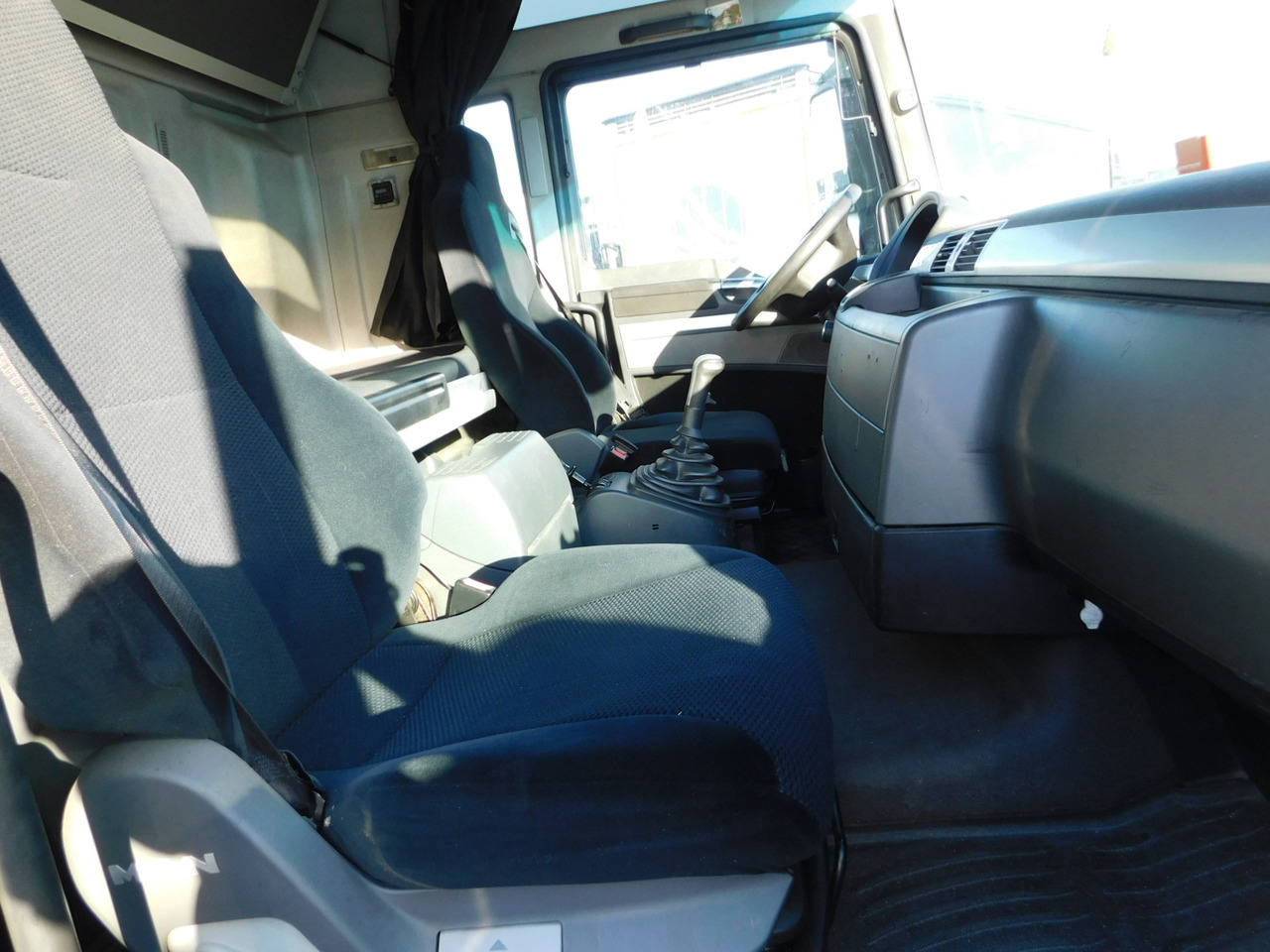 Man Tgx 18440 - Plane LKW: das Bild 5 Man Tgx 18440 - Plane LKW: das Bild 5