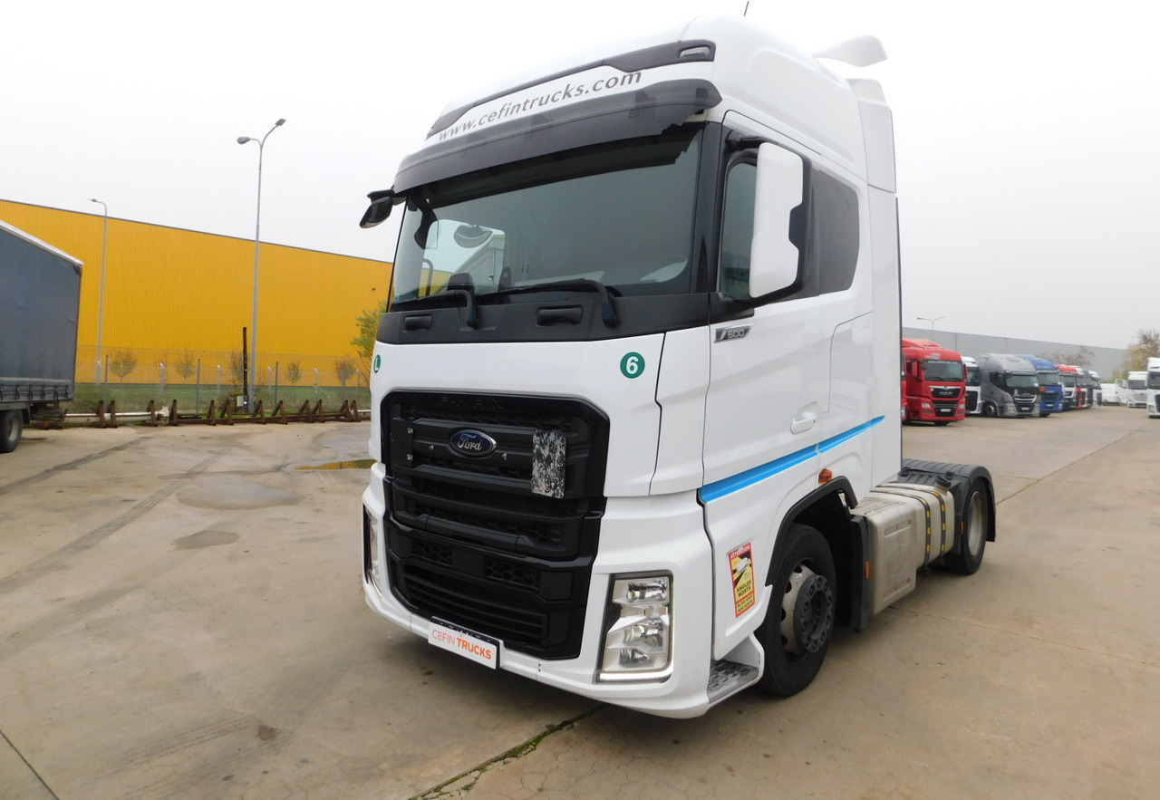 Ford F max ll 4x2 scab e6 12tx2620 - Sattelzugmaschine: das Bild 1 Ford F max ll 4x2 scab e6 12tx2620 - Sattelzugmaschine: das Bild 1