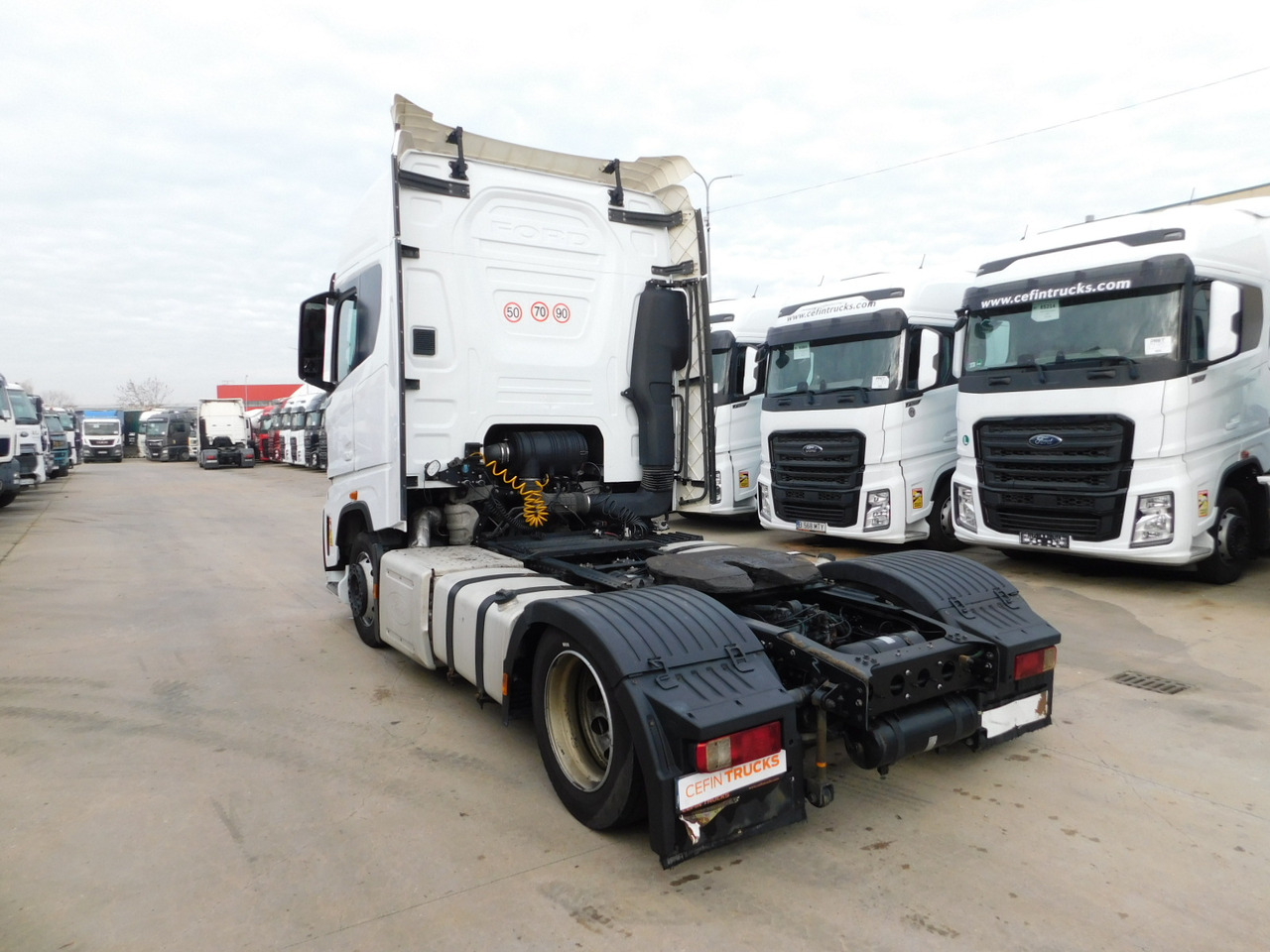 Ford F max ll 4x2 scab e6 12tx2620 - Sattelzugmaschine: das Bild 4 Ford F max ll 4x2 scab e6 12tx2620 - Sattelzugmaschine: das Bild 4