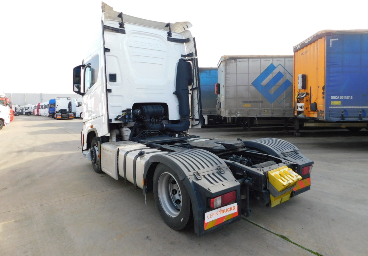 Ford F max ll 4x2 scab e6 12tx2620 - Sattelzugmaschine: das Bild 4 Ford F max ll 4x2 scab e6 12tx2620 - Sattelzugmaschine: das Bild 4