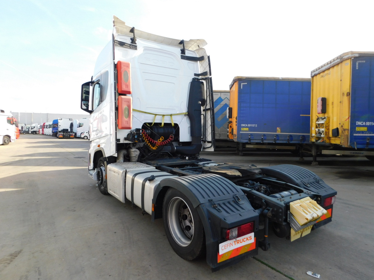 Ford F max ll 4x2 scab e6 12tx2620 - Sattelzugmaschine: das Bild 4 Ford F max ll 4x2 scab e6 12tx2620 - Sattelzugmaschine: das Bild 4