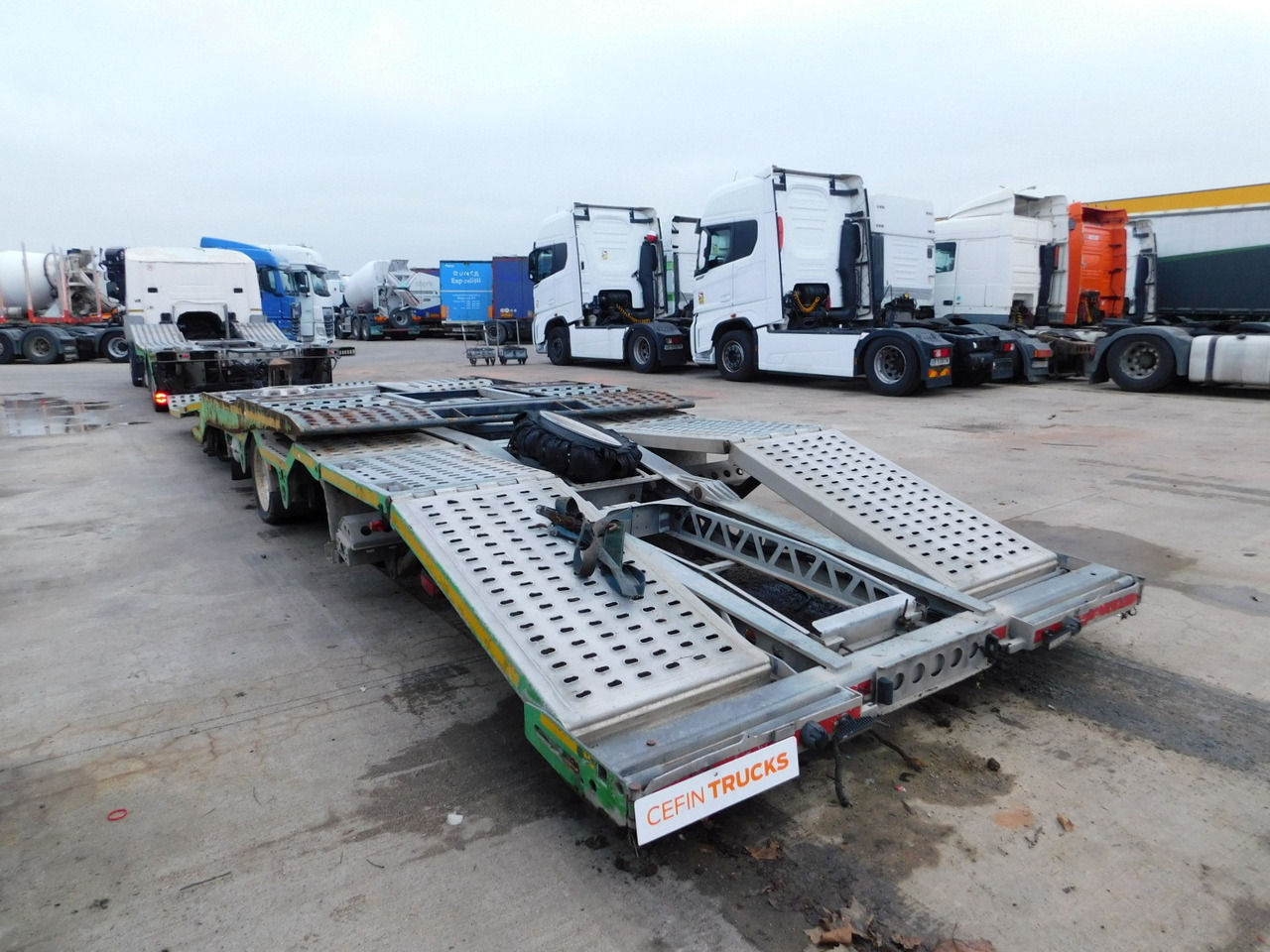 Scania P400 - Sattelzugmaschine, Tieflader Auflieger: das Bild 4 Scania P400 - Sattelzugmaschine, Tieflader Auflieger: das Bild 4