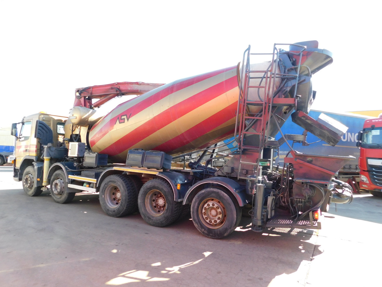 Volvo Pompa de beton cu mixer fm 9 - Fahrmischer: das Bild 4 Volvo Pompa de beton cu mixer fm 9 - Fahrmischer: das Bild 4