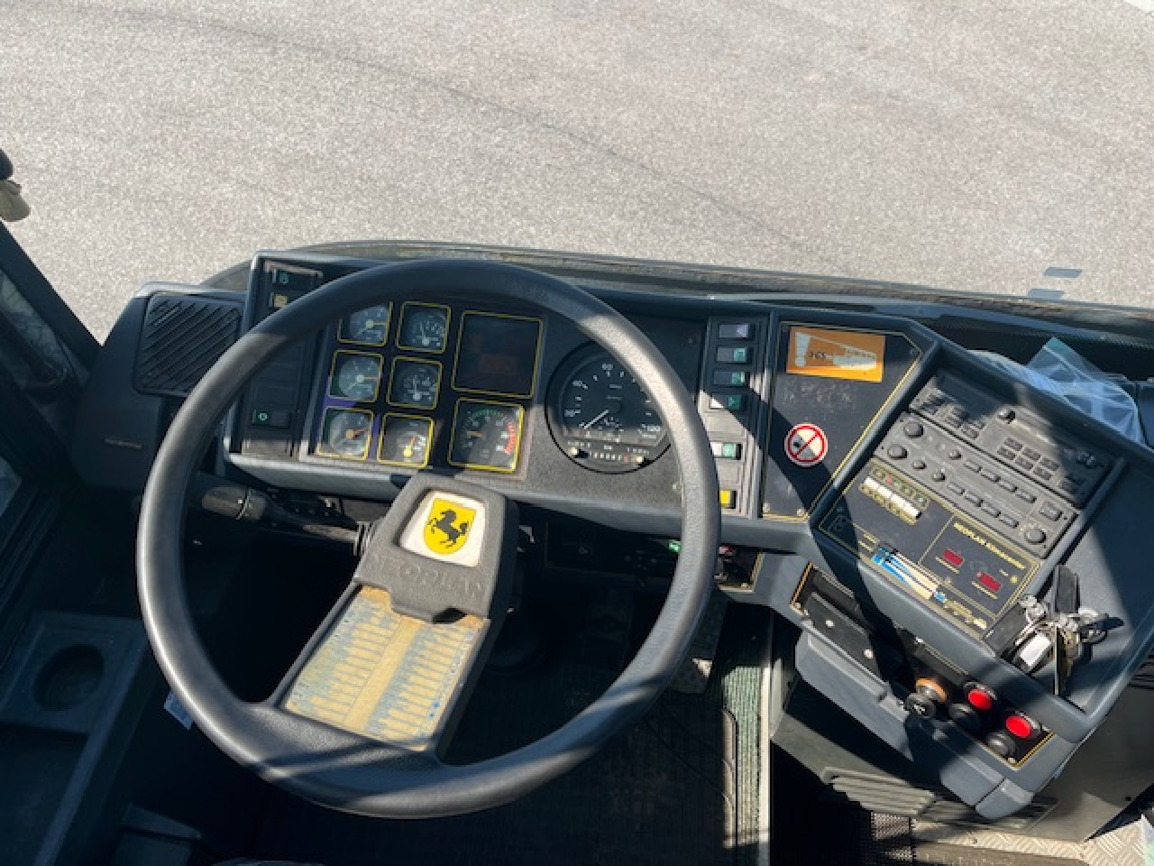 Bus NEOPLAN N316 Ü - Koferenz-, Ausstellungsbus - Wohnmobil: das Bild 6