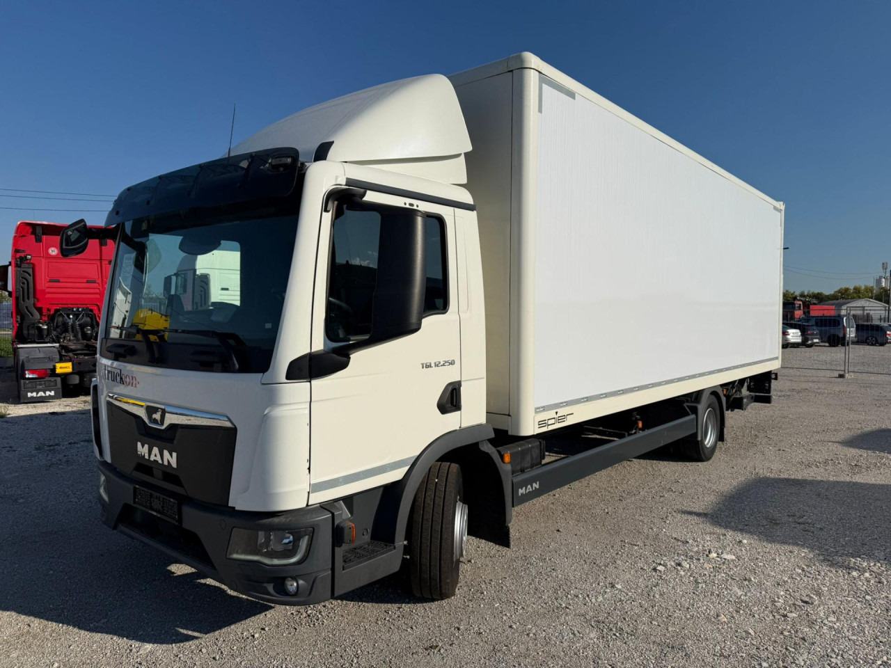 MAN TGL 12.250 4x2 BL Euro6 Klima AHK Luftfeder - Koffer Transporter: das Bild 1 MAN TGL 12.250 4x2 BL Euro6 Klima AHK Luftfeder - Koffer Transporter: das Bild 1