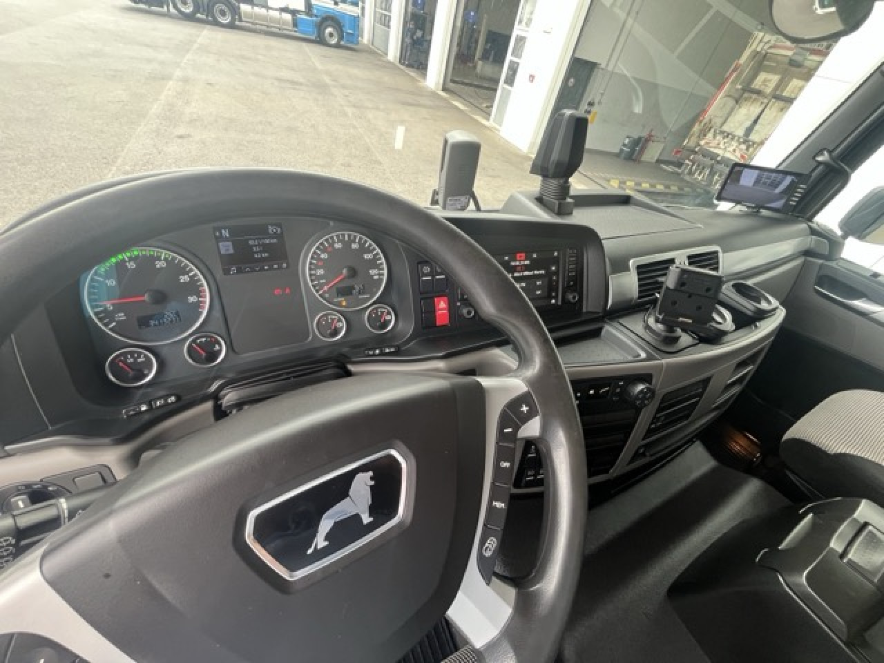 MAN TGM 15.290 4x2 LL Tiefkühler ATP 08.2028 Euro6 - Kühltransporter: das Bild 2 MAN TGM 15.290 4x2 LL Tiefkühler ATP 08.2028 Euro6 - Kühltransporter: das Bild 2