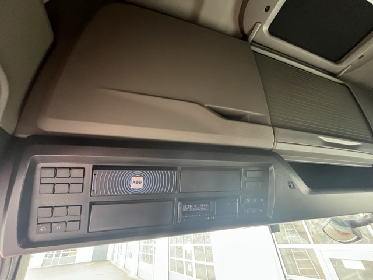 MAN TGX 18.510 4x2 LL SA - Vollgarantie MAN bis 01.202 - Sattelzugmaschine: das Bild 5 MAN TGX 18.510 4x2 LL SA - Vollgarantie MAN bis 01.202 - Sattelzugmaschine: das Bild 5