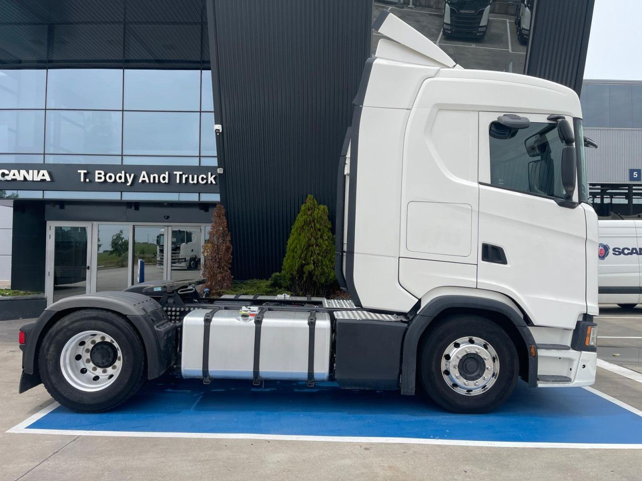 Scania S 450 - Sattelzugmaschine: das Bild 5 Scania S 450 - Sattelzugmaschine: das Bild 5