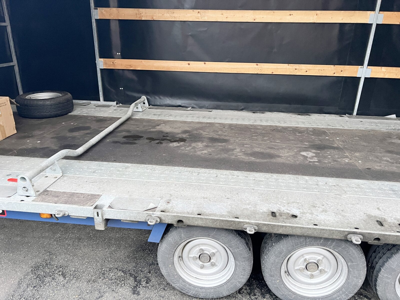 Brian James CarGO Connect Brian James CarGO Connect, Plane, Winde - Tieflader Anhänger: das Bild 2 Brian James CarGO Connect Brian James CarGO Connect, Plane, Winde - Tieflader Anhänger: das Bild 2