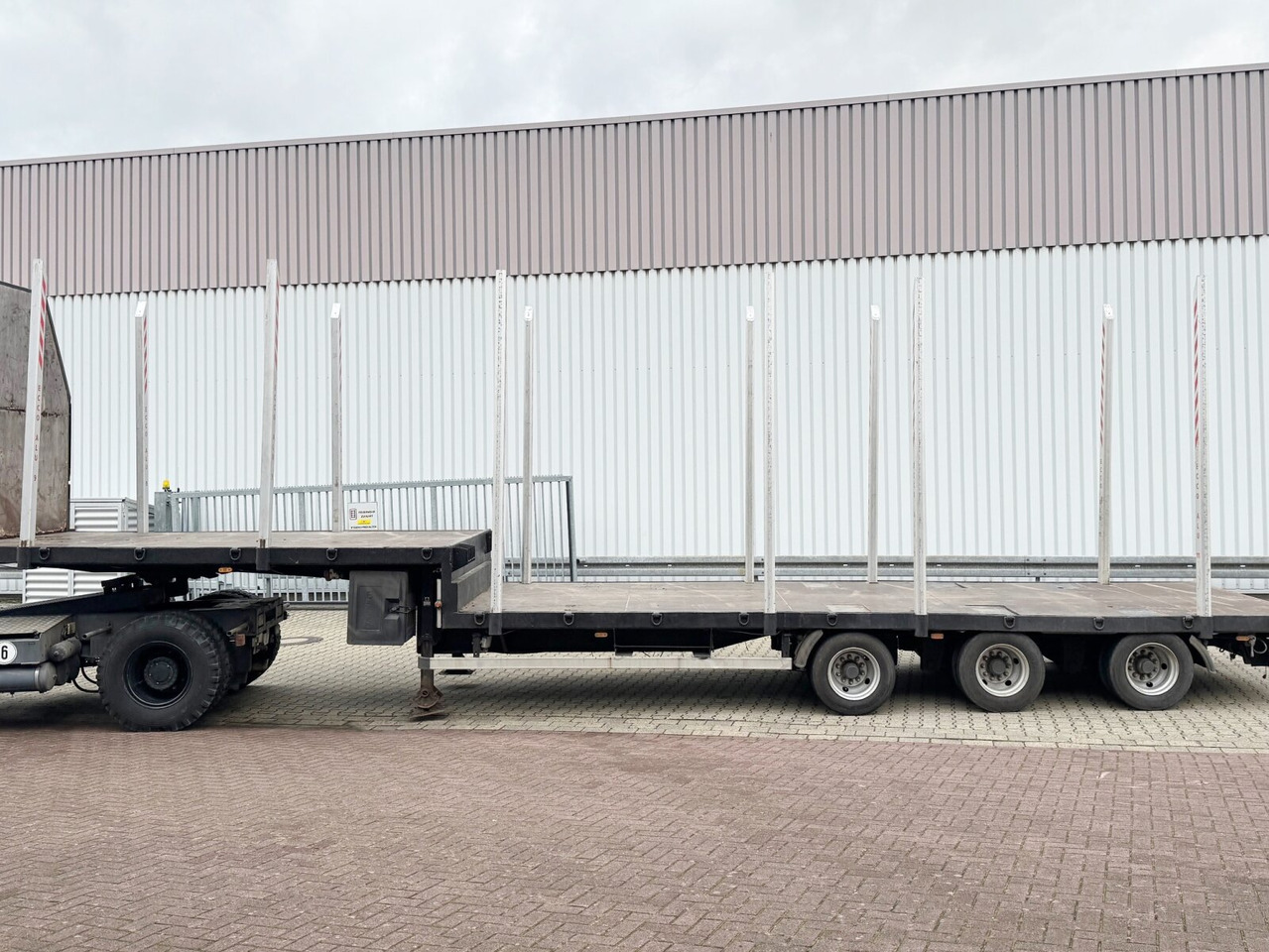 ECCO ALU Schemel/Rungen ECCO ALU Schemel/Rungen, 12x Neuwertig - Holztransporter: das Bild 2 ECCO ALU Schemel/Rungen ECCO ALU Schemel/Rungen, 12x Neuwertig - Holztransporter: das Bild 2