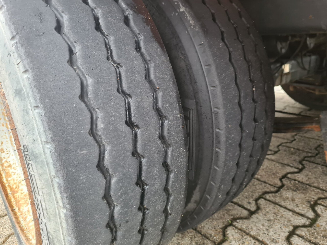 ETK-TA ETK-TA, hydr. Auffahrrampen - Baumaschinenanhänger: das Bild 5 ETK-TA ETK-TA, hydr. Auffahrrampen - Baumaschinenanhänger: das Bild 5