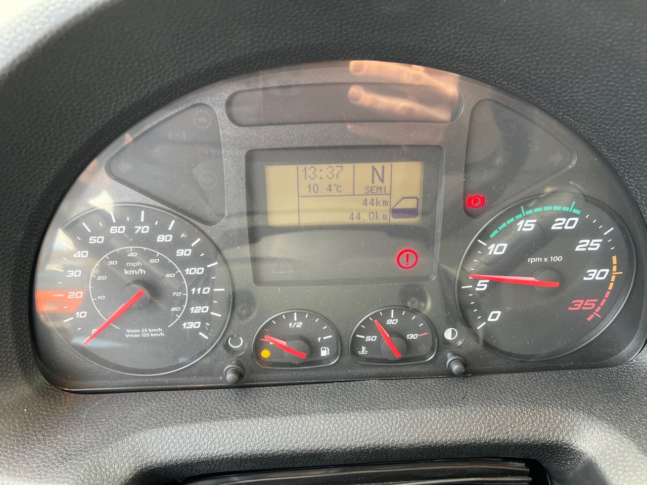 EuroCargo ML160E32 4x2 EuroCargo ML160E32 4x2, Feuerwehr - Abrollkipper: das Bild 5 EuroCargo ML160E32 4x2 EuroCargo ML160E32 4x2, Feuerwehr - Abrollkipper: das Bild 5