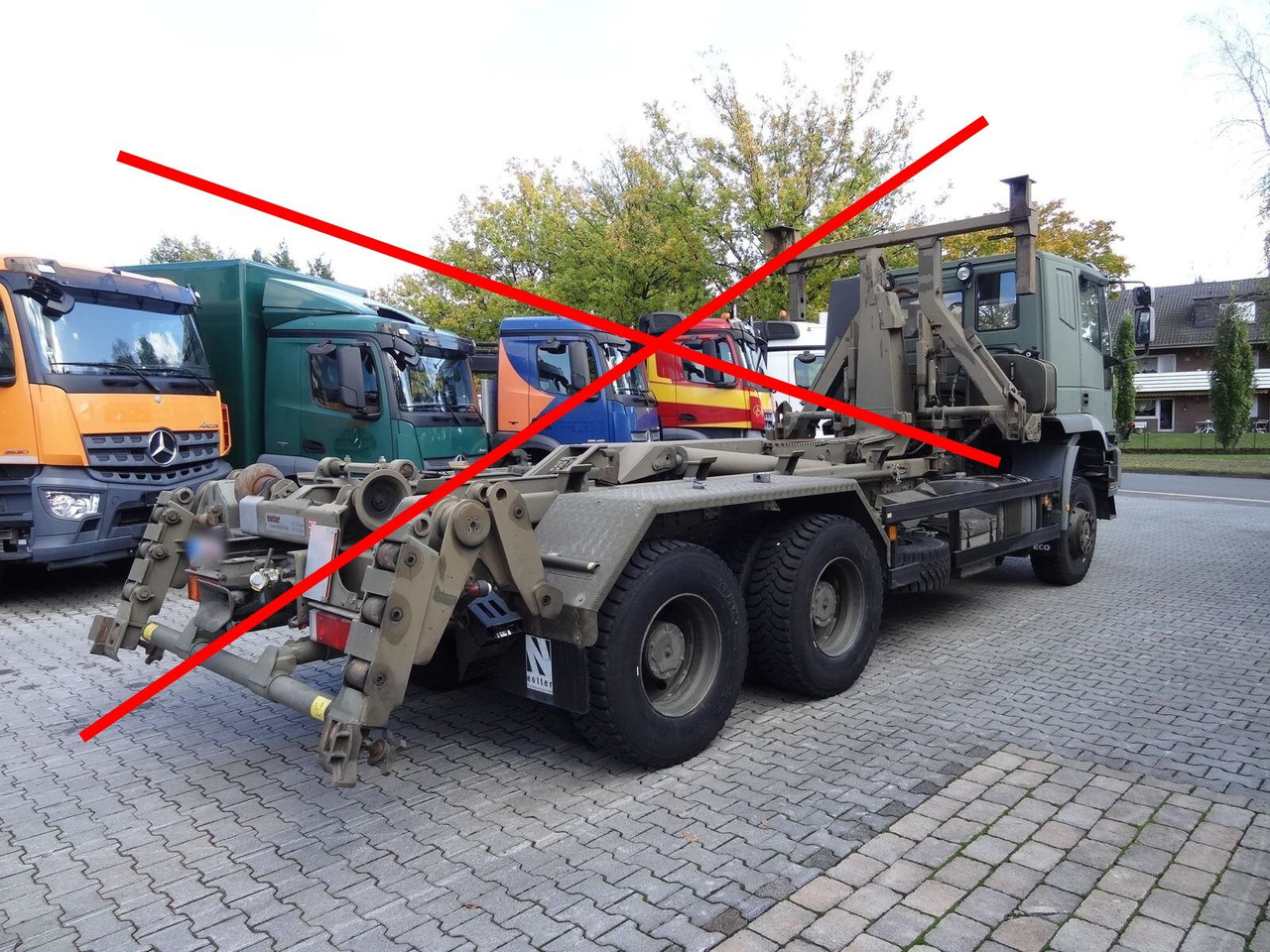 EuroTrakker 260E44W 6X6 EuroTrakker 260E44W 6X6, Retarder, ADR - Fahrgestell LKW: das Bild 4 EuroTrakker 260E44W 6X6 EuroTrakker 260E44W 6X6, Retarder, ADR - Fahrgestell LKW: das Bild 4