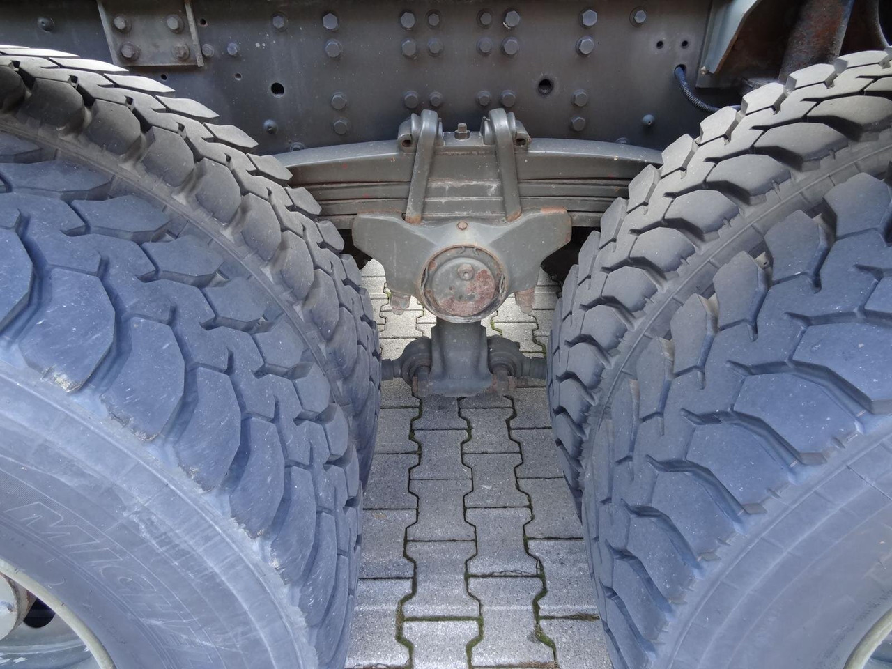 Abrollkipper EuroTrakker 260E44W 6X6 EuroTrakker 260E44W 6X6, Retarder, ADR: das Bild 7
