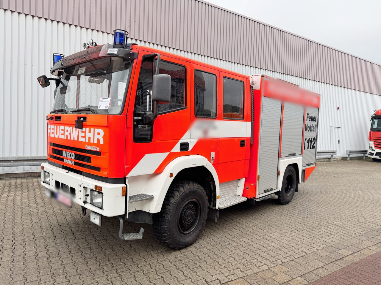 FF 95 E 18 4x4 Doka, LF 8/6 FF 95 E 18 4x4 Doka, Euro Fire, LF 8/6 Feuerwehr - Krankenwagen: das Bild 1 FF 95 E 18 4x4 Doka, LF 8/6 FF 95 E 18 4x4 Doka, Euro Fire, LF 8/6 Feuerwehr - Krankenwagen: das Bild 1