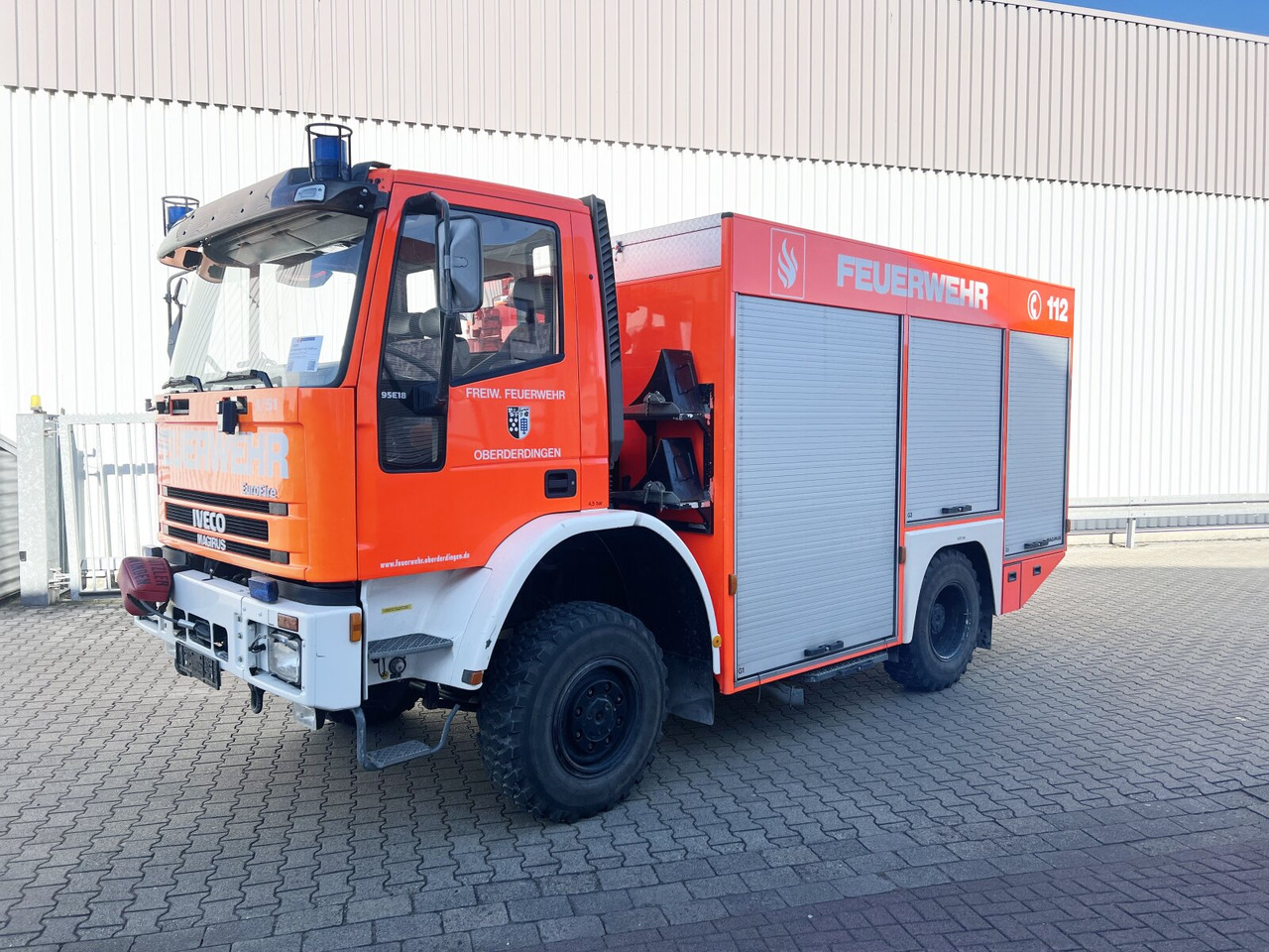 FF 95 E 18 WR 4x4 FF 95 E 18 WR 4x4, RW1, EuroFire - Krankenwagen: das Bild 1 FF 95 E 18 WR 4x4 FF 95 E 18 WR 4x4, RW1, EuroFire - Krankenwagen: das Bild 1