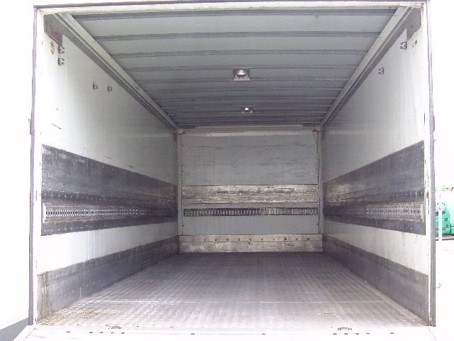 Koffer LKW FL 6-12 4x2 FL 6-12 4x2, 4x vorhanden!: das Bild 9 Koffer LKW FL 6-12 4x2 FL 6-12 4x2, 4x vorhanden!: das Bild 9