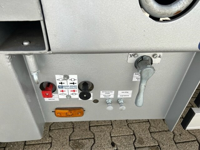 FSML 2 B1 FSML 2 B1 mit Liftachse - Tieflader Auflieger: das Bild 5 FSML 2 B1 FSML 2 B1 mit Liftachse - Tieflader Auflieger: das Bild 5