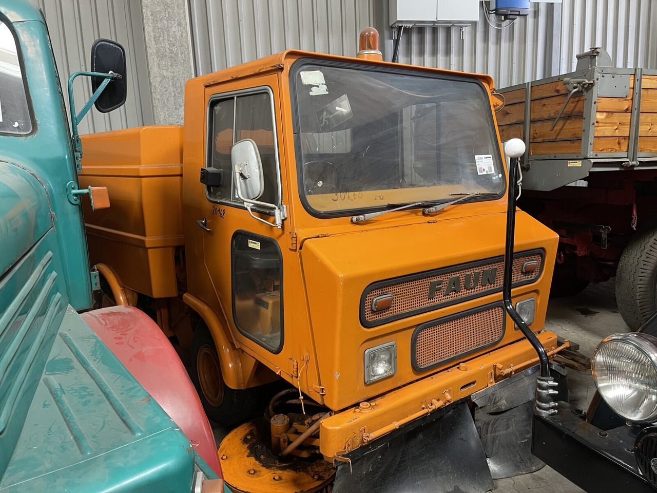 Faun AK 414 HW FAUN AK 414 HW - Kehrmaschine: das Bild 1 Faun AK 414 HW FAUN AK 414 HW - Kehrmaschine: das Bild 1