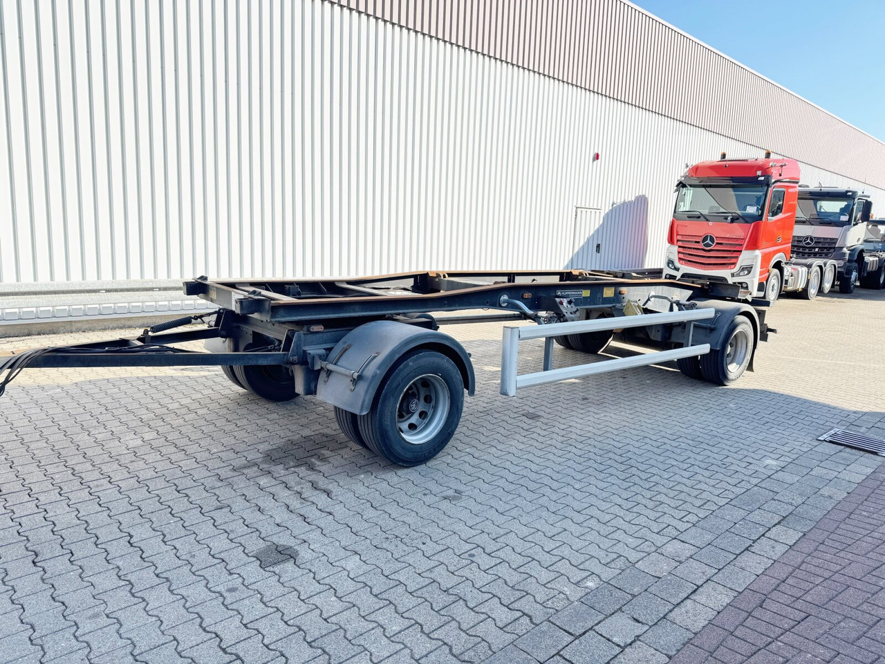 HSA 18.65 Schlittenabroller HSA 18.65 Schlittenabroller - Abrollanhänger/ Absetzanhänger: das Bild 1 HSA 18.65 Schlittenabroller HSA 18.65 Schlittenabroller - Abrollanhänger/ Absetzanhänger: das Bild 1