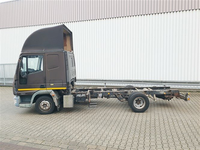 Iveco EuroCargo 75 E 17/4x2 EuroCargo 75 E 17/4x2, 6x VORHANDEN! - Fahrgestell LKW: das Bild 3 Iveco EuroCargo 75 E 17/4x2 EuroCargo 75 E 17/4x2, 6x VORHANDEN! - Fahrgestell LKW: das Bild 3