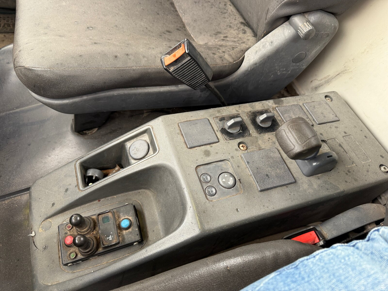 Iveco ML80E18/P 4x2 ML80E18/P 4x2, City-Abroller - Abrollkipper: das Bild 4 Iveco ML80E18/P 4x2 ML80E18/P 4x2, City-Abroller - Abrollkipper: das Bild 4