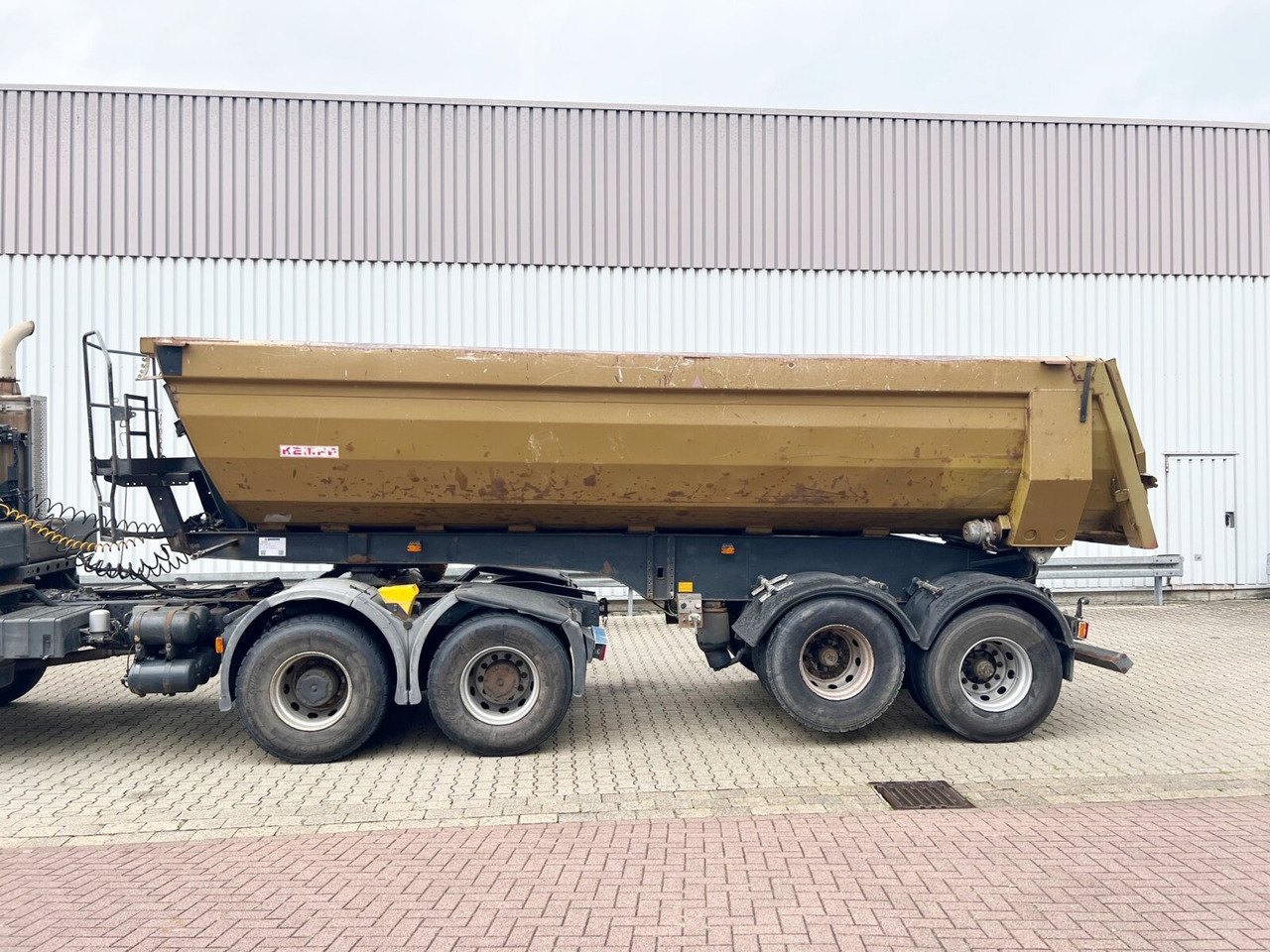Kempf SKM 32/2 SKM 32/2 Stahlmulde ca. 23m³, Liftachse, Zwillingsbereift - Kipper Auflieger: das Bild 5 Kempf SKM 32/2 SKM 32/2 Stahlmulde ca. 23m³, Liftachse, Zwillingsbereift - Kipper Auflieger: das Bild 5