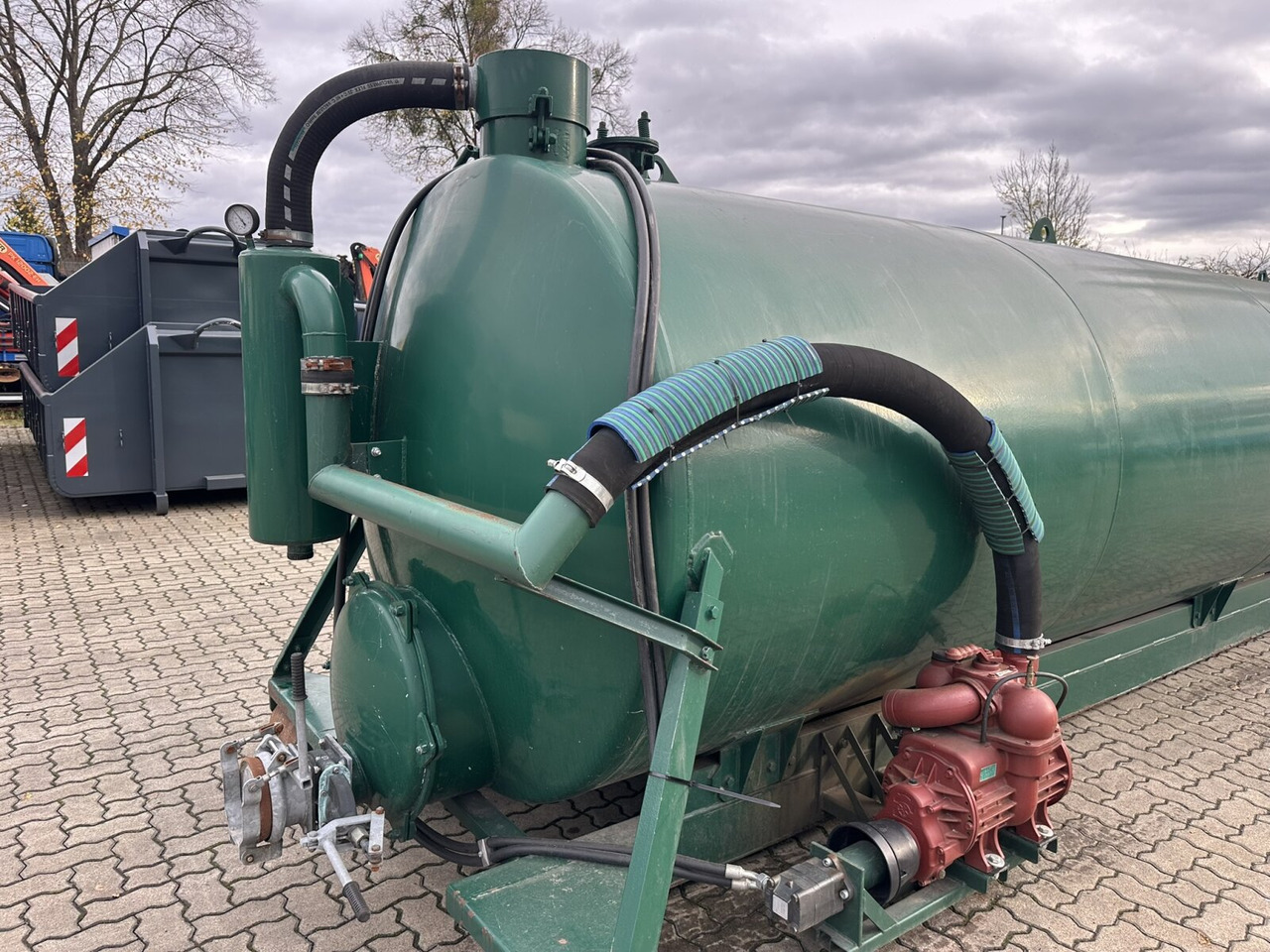 Gülletank Gülletank mit Punpe 14m³ - LKW: das Bild 3 Gülletank Gülletank mit Punpe 14m³ - LKW: das Bild 3