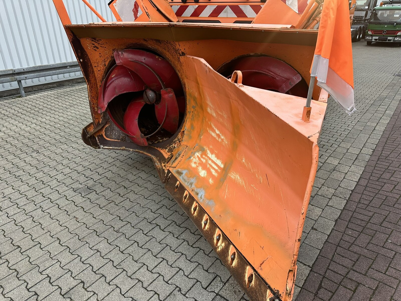 MAN 19.464 4x4 BB 19.464 4x4 BB, Schneefräse mit Separatmotor - LKW: das Bild 4 MAN 19.464 4x4 BB 19.464 4x4 BB, Schneefräse mit Separatmotor - LKW: das Bild 4