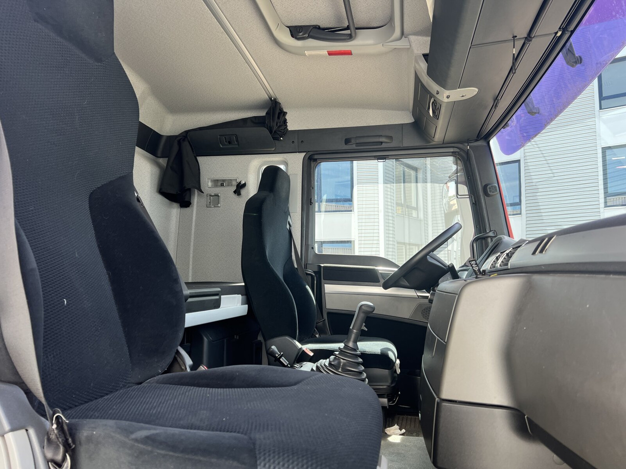 MAN TGX 18.360 4X2 LL TGX 18.360 4X2 LL, Fahrschule - LKW: das Bild 3 MAN TGX 18.360 4X2 LL TGX 18.360 4X2 LL, Fahrschule - LKW: das Bild 3