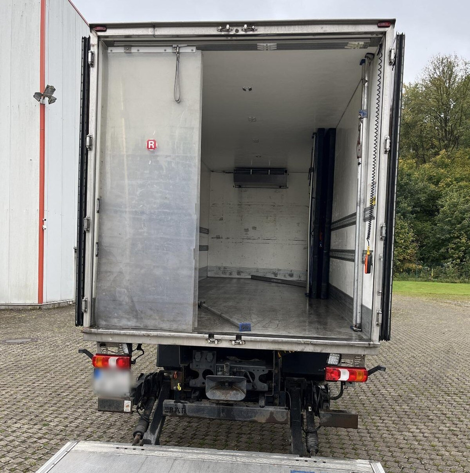 Mercedes-Benz Actros 1832 L 4x2 Actros 1832 L 4x2, Kühlkoffer, 2x Trennwand, Carrier, LBW BÄR - LKW: das Bild 4 Mercedes-Benz Actros 1832 L 4x2 Actros 1832 L 4x2, Kühlkoffer, 2x Trennwand, Carrier, LBW BÄR - LKW: das Bild 4