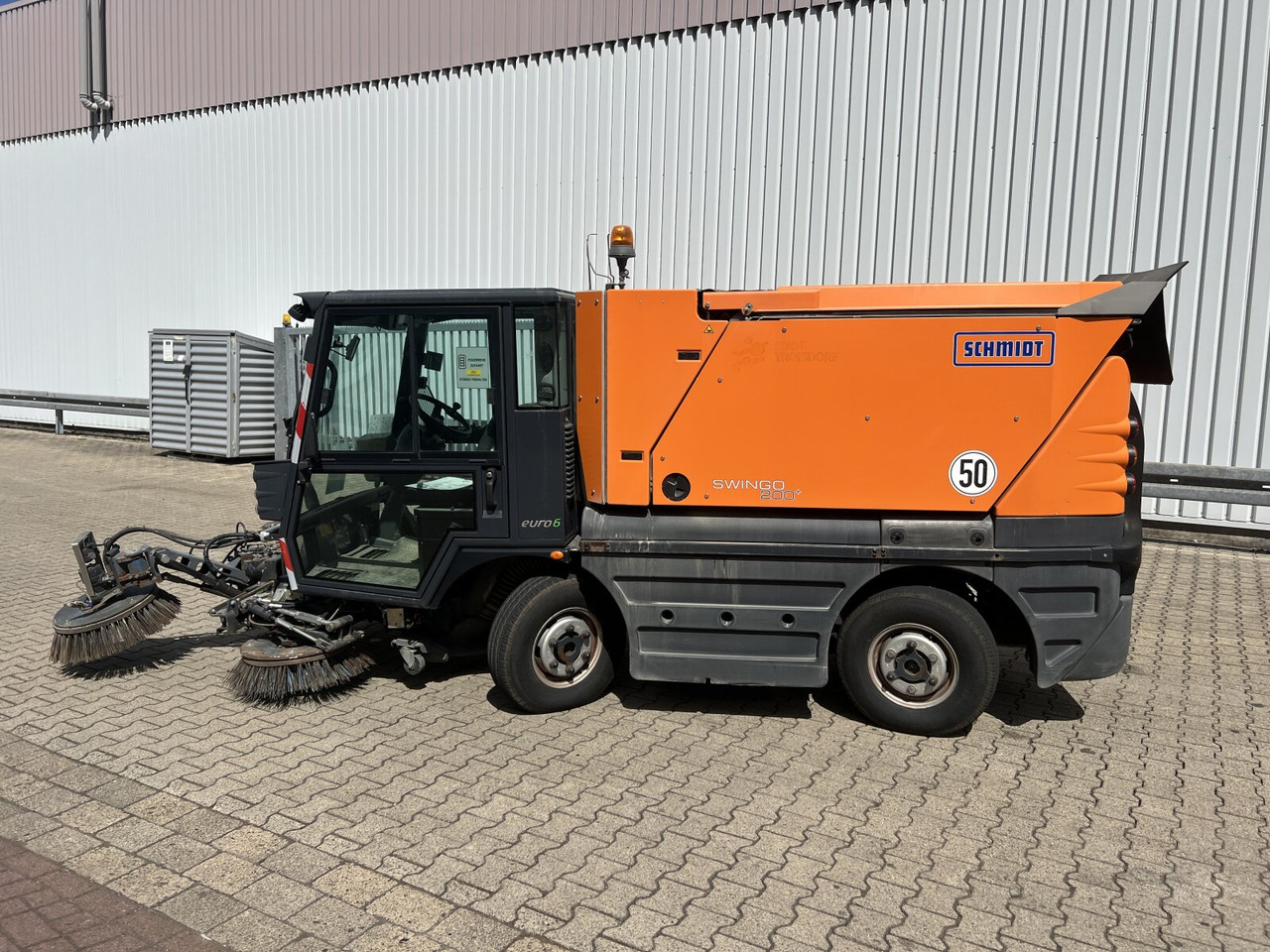 LKW Schmidt Swingo Compact 200 4x2 Swingo Compact 200 4x2, Kehrmaschine: das Bild 12