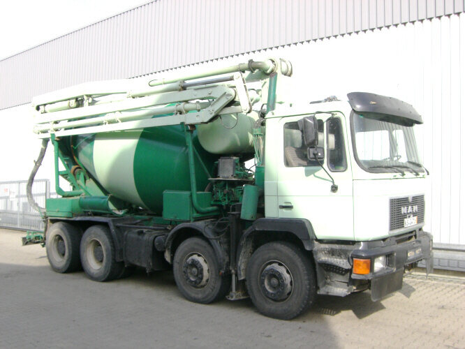MAN 33.292 8x4 33.292 8x4 Mischer Stetter 7m³ mit Pumpe Schwing 21m, 6-Zylinder - Fahrmischer: das Bild 1 MAN 33.292 8x4 33.292 8x4 Mischer Stetter 7m³ mit Pumpe Schwing 21m, 6-Zylinder - Fahrmischer: das Bild 1