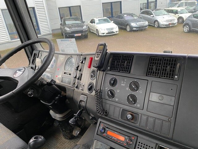 MAN T40 26.364/414 6x4, 6-Zylinder T40 26.364/414 6x4, 6-Zylinder - Abrollkipper: das Bild 2 MAN T40 26.364/414 6x4, 6-Zylinder T40 26.364/414 6x4, 6-Zylinder - Abrollkipper: das Bild 2
