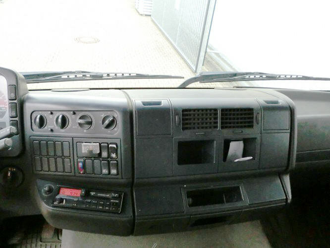 MAN TGA 18.360 4x2 TGA 18.360 4x2, Baustoff, Kran ATLAS 125.1 – Leasing MAN TGA 18.360 4x2 TGA 18.360 4x2, Baustoff, Kran ATLAS 125.1: das Bild 12