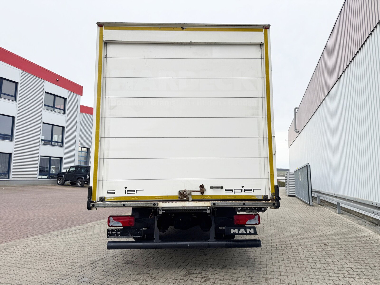 Koffer LKW MAN TGL 8.150 4x2 BL TGL 8.150 4x2 BL, Möbelkoffer mit Rolltor: das Bild 9